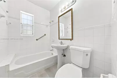 596 NW 109th St, Miami, FL 33168 - Photo 21