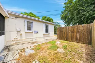 596 NW 109th St, Miami, FL 33168 - Photo 27