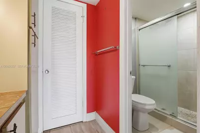4054 N Pine Island Rd #2B, Sunrise, FL 33351 - Photo 13