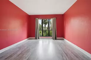 4054 N Pine Island Rd, Sunrise, FL 33351 - Photo 9