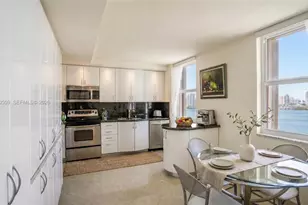 251 174th St, Sunny Isles Beach, FL 33160 - Photo 3