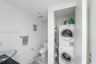 200 Biscayne Blvd Way, Miami, FL 33131 - Photo 25