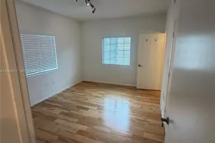 2010 Taylor St, Hollywood, FL 33020 - Photo 5