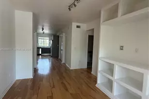 2010 Taylor St, Hollywood, FL 33020 - Photo 9