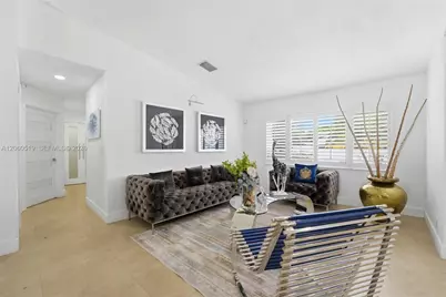 323 NW 136th Pl, Miami, FL 33182 - Photo 13