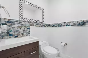 323 NW 136th Pl, Miami, FL 33182 - Photo 59
