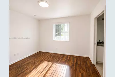 324 NE 3rd St #D, Hallandale Beach, FL 33009 - Photo 9