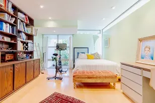 2250 NE 201st St, Miami, FL 33180 - Photo 35