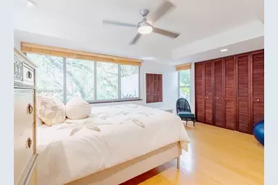 2250 NE 201st St #0, Miami, FL 33180 - Photo 31