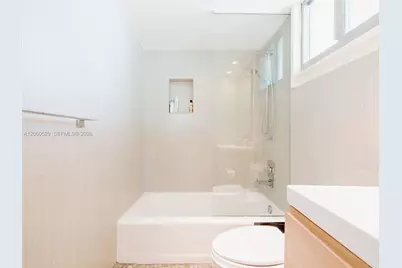 2250 NE 201st St #0, Miami, FL 33180 - Photo 33
