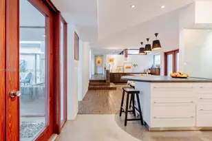 2250 NE 201st St, Miami, FL 33180 - Photo 21