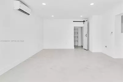 30 NE 193rd Ter, Miami, FL 33179 - Photo 25