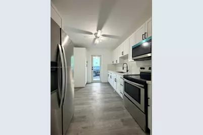 1035 Atlantic Ave, Opa Locka, FL 33054 - Photo 7
