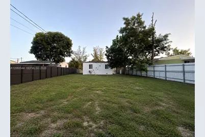 1035 Atlantic Ave, Opa Locka, FL 33054 - Photo 13