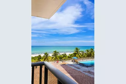 6039 Collins Ave #516, Miami Beach, FL 33140 - Photo 9