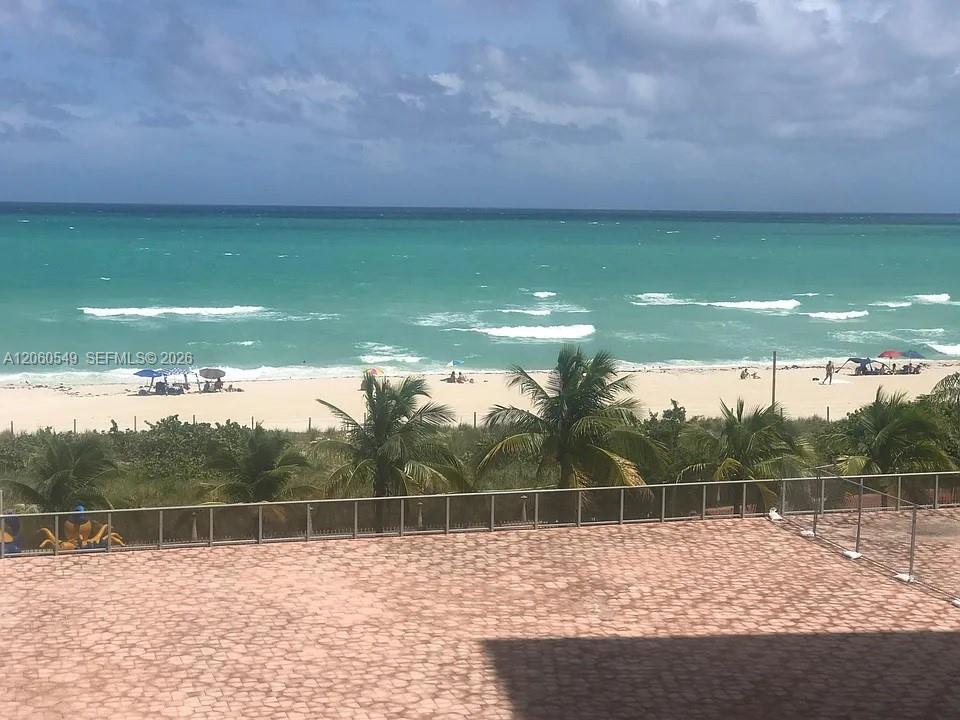 6039 Collins Ave #516 - 6039 Collins Ave #516, Miami Beach, FL 33140 Luxury Property | Jose Angel Pina