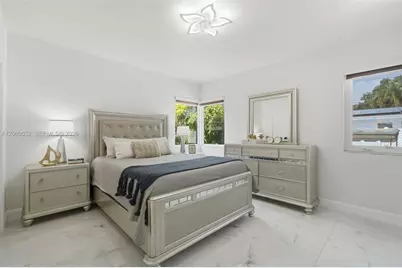 18120 NW 16th Ave, Miami Gardens, FL 33169 - Photo 17