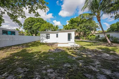14035 NW 6th Ave, North Miami, FL 33168 - Photo 5
