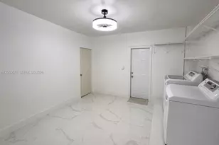 19727 SW 118th Pl, Miami, FL 33177 - Photo 13