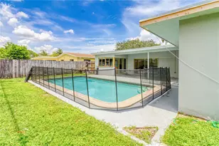6620 NW 21st Ct, Sunrise, FL 33313 - Photo 17