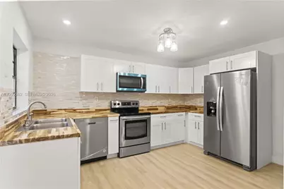 6745 NW 169th St #15F, Hialeah, FL 33015 - Photo 3