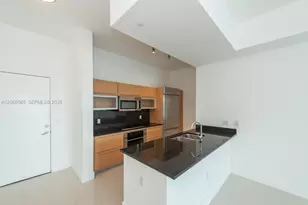 950 Brickell Bay Dr, Miami, FL 33131 - Photo 7