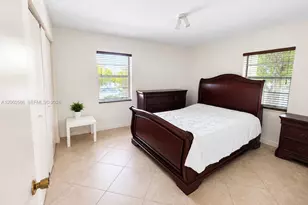 9651 SW 77th Ave, Miami, FL 33156 - Photo 5