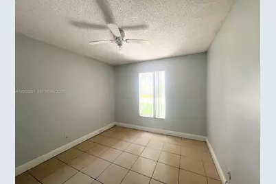 738 SW 9th St, Florida City, FL 33034 - Photo 27