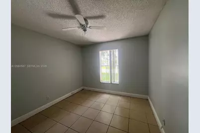 738 SW 9th St, Florida City, FL 33034 - Photo 11