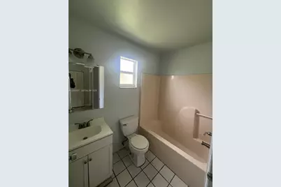 738 SW 9th St, Florida City, FL 33034 - Photo 25