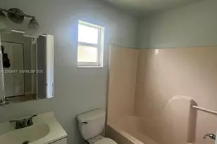 738 SW 9th St, Florida City, FL 33034 - Photo 25