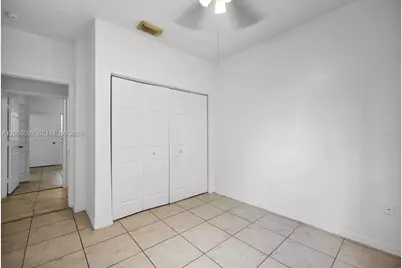 6900 NW 179th St #104-1, Hialeah, FL 33015 - Photo 17