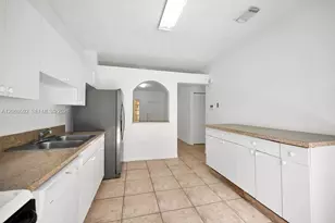 6900 NW 179th St, Hialeah, FL 33015 - Photo 13