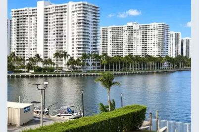 18071 Biscayne Blvd #302, Aventura, FL 33160 - Photo 21