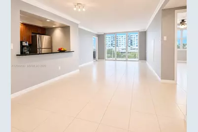 18071 Biscayne Blvd #302, Aventura, FL 33160 - Photo 7
