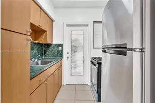 934 Meridian Ave, Miami Beach, FL 33139 - Photo 7