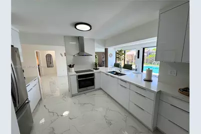 8550 NW 26th St, Sunrise, FL 33322 - Photo 3