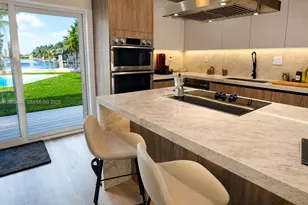 2416 NE 19th Terrace, Wilton Manors, FL 33305 - Photo 5