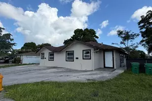 10501 SW 172nd St, Miami, FL 33157 - Photo 15