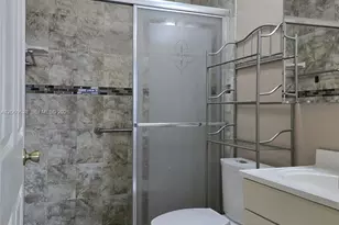 8810 NW 114th Terrace, Hialeah Gardens, FL 33018 - Photo 5