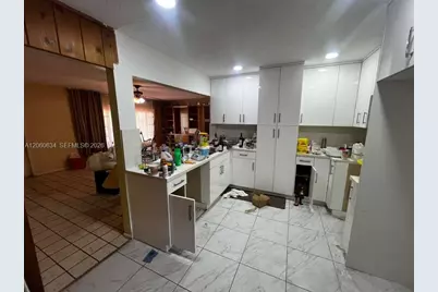 7516 NW 67th Ave, Tamarac, FL 33321 - Photo 7