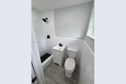 4715 SW 23rd St, Fort Lauderdale, FL 33317 - Photo 11