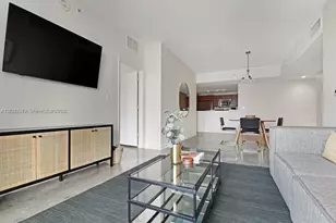 253 NE 2nd St, Miami, FL 33132 - Photo 3