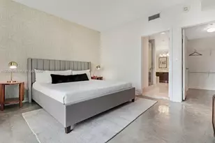 253 NE 2nd St, Miami, FL 33132 - Photo 15