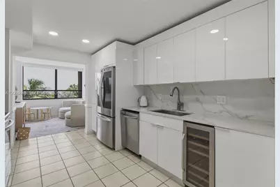 2 Grove Isle Dr #B301, Miami, FL 33133 - Photo 7