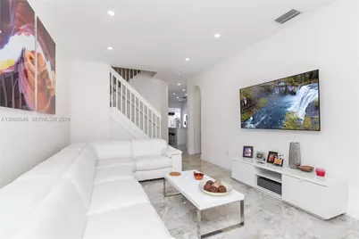 5622 NW 112th Ct, Doral, FL 33178 - Photo 5