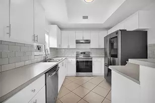8885 SW 221st Terrace, Cutler Bay, FL 33190 - Photo 9