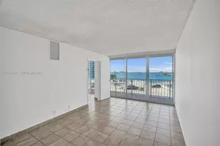 7601 E Treasure Dr, North Bay Village, FL 33141 - Photo 17