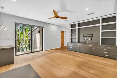 6840 Sunrise Pl, Coral Gables, FL 33133 - Photo 21