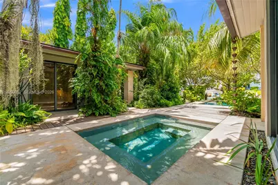 6840 Sunrise Pl, Coral Gables, FL 33133 - Photo 5